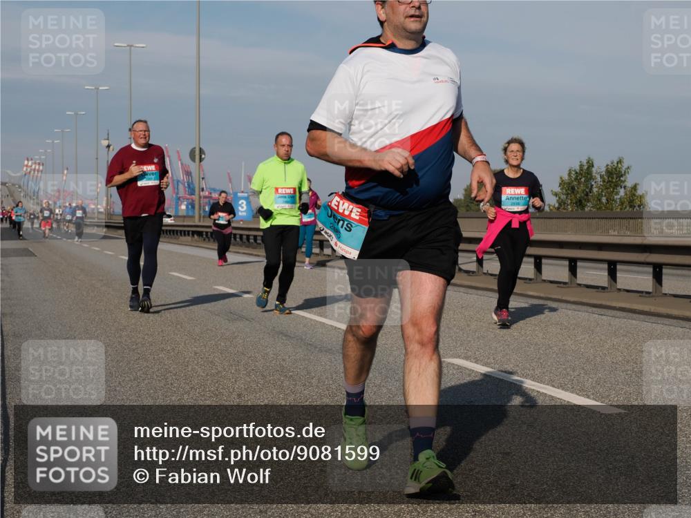 03.10.2025 - Köhlbrandbrückenlauf Fabian Wolf http://msf.ph/oto/9081599 03.10.2025 10:18:07 Position 3 3, 2485, 2516 meine-sportfotos.de