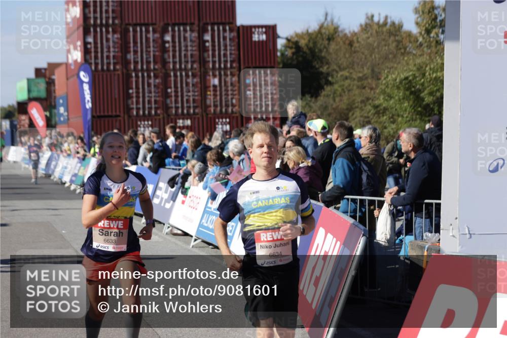 03.10.2025 - Köhlbrandbrückenlauf Jannik Wohlers http://msf.ph/oto/9081601 03.10.2025 13:18:05 Ziel 4333, 4366, 4620, 4661, 4682, 4950, 5129, 5209, 6326, 6633, 6634 meine-sportfotos.de