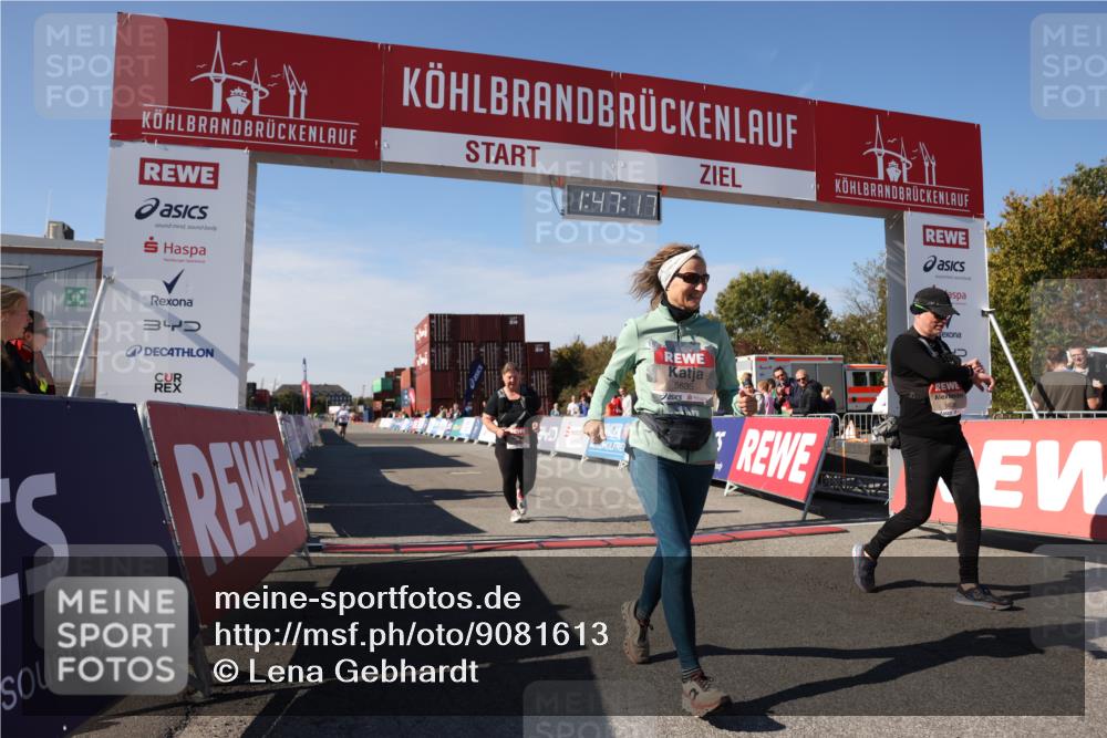 03.10.2025 - Köhlbrandbrückenlauf Lena Gebhardt http://msf.ph/oto/9081613 03.10.2025 13:47:17 Ziel 5136, 5293, 5635, 5636, 6073 meine-sportfotos.de