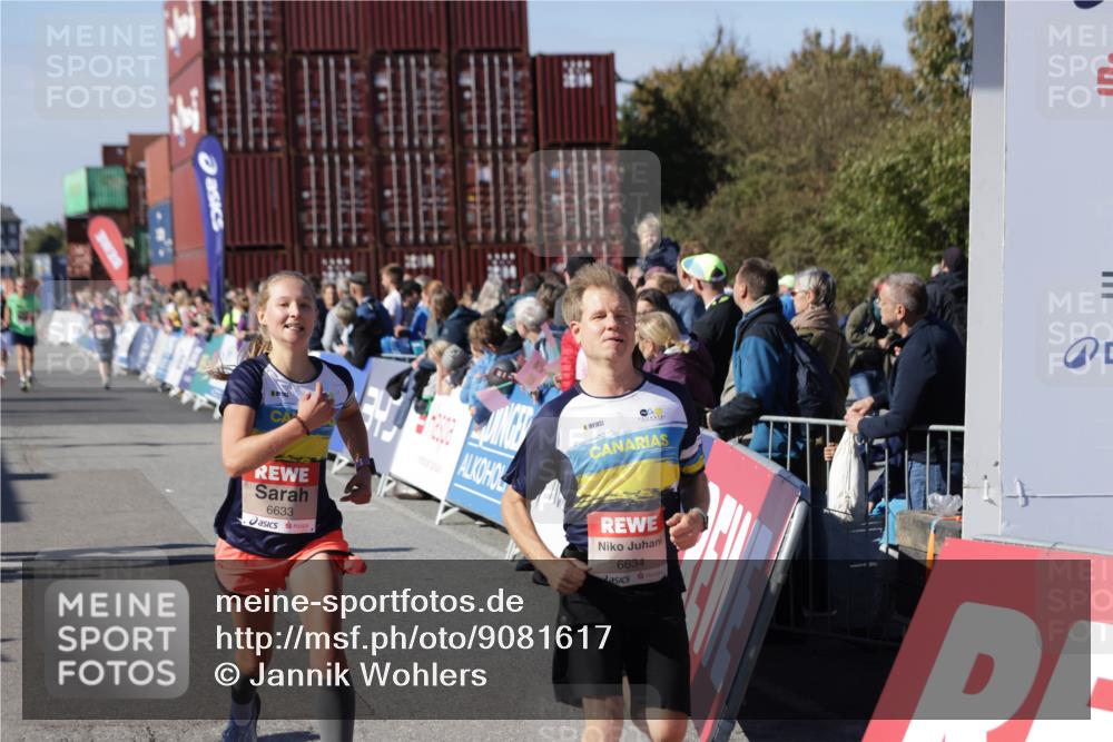 03.10.2025 - Köhlbrandbrückenlauf Jannik Wohlers http://msf.ph/oto/9081617 03.10.2025 13:18:05 Ziel 4333, 4366, 4620, 4661, 4682, 4950, 5129, 5209, 6326, 6633, 6634 meine-sportfotos.de