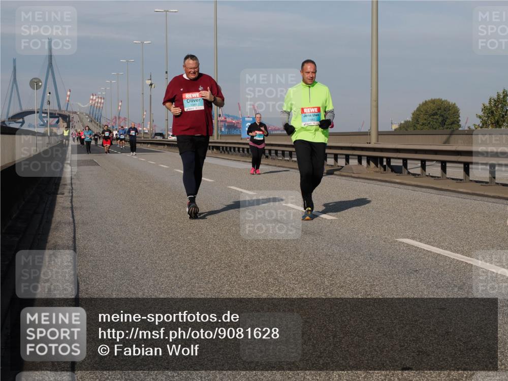 03.10.2025 - Köhlbrandbrückenlauf Fabian Wolf http://msf.ph/oto/9081628 03.10.2025 10:18:09 Position 3 2480 meine-sportfotos.de