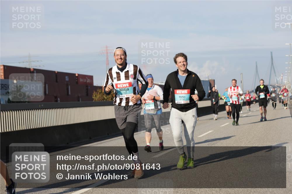 03.10.2025 - Köhlbrandbrückenlauf Jannik Wohlers http://msf.ph/oto/9081643 03.10.2025 10:02:31 Position 3 2765, 3732 meine-sportfotos.de