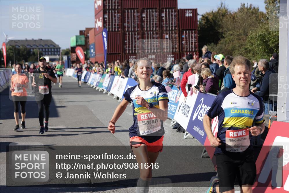 03.10.2025 - Köhlbrandbrückenlauf Jannik Wohlers http://msf.ph/oto/9081646 03.10.2025 13:18:05 Ziel 4333, 4366, 4620, 4661, 4682, 4950, 5129, 5209, 6326, 6633, 6634 meine-sportfotos.de