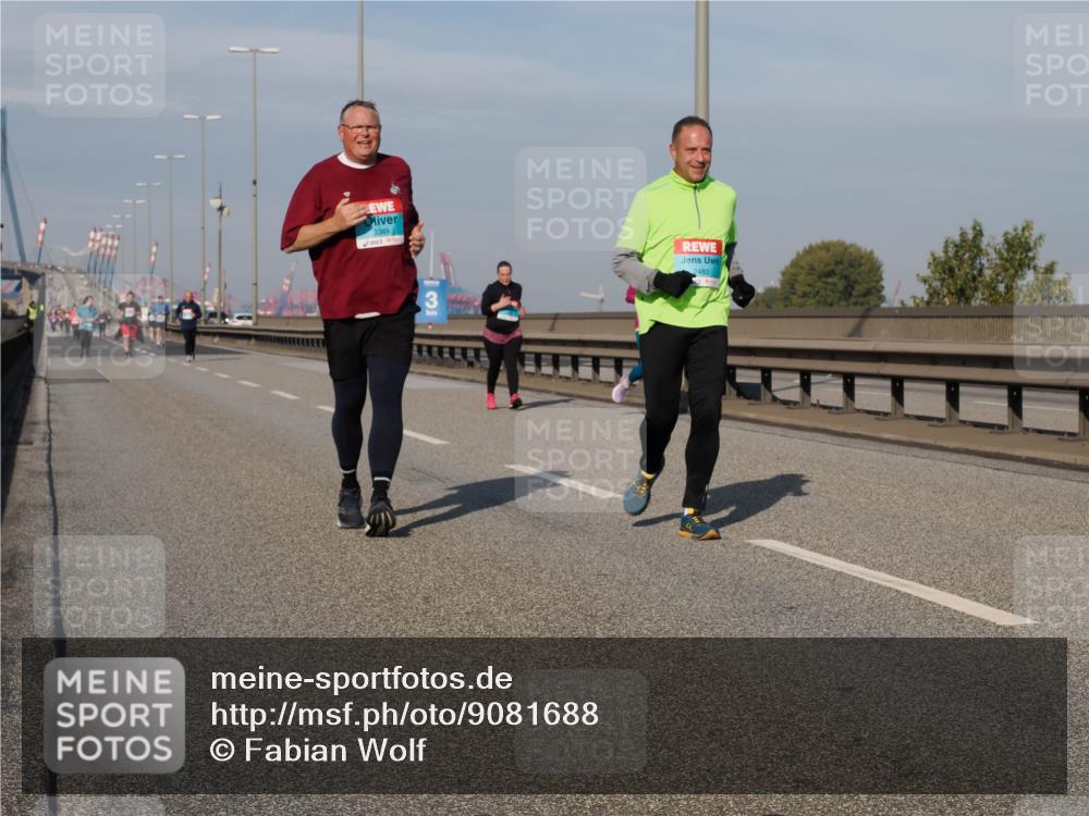 03.10.2025 - Köhlbrandbrückenlauf Fabian Wolf http://msf.ph/oto/9081688 03.10.2025 10:18:10 Position 3 3349, 2480 meine-sportfotos.de
