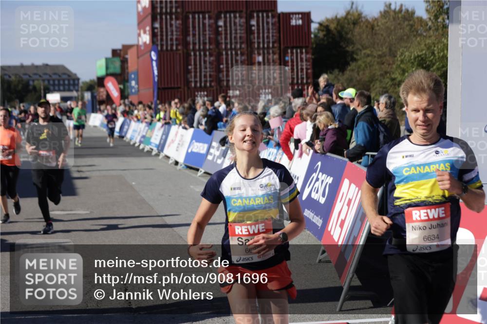 03.10.2025 - Köhlbrandbrückenlauf Jannik Wohlers http://msf.ph/oto/9081696 03.10.2025 13:18:05 Ziel 4333, 4366, 4620, 4661, 4682, 4950, 5129, 5209, 6326, 6633, 6634 meine-sportfotos.de
