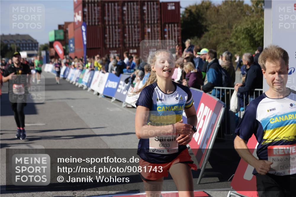 03.10.2025 - Köhlbrandbrückenlauf Jannik Wohlers http://msf.ph/oto/9081743 03.10.2025 13:18:06 Ziel 4333, 4366, 4472, 4473, 4620, 4661, 4682, 4950, 5129, 5209, 5454, 6310, 6326, 6633, 6634 meine-sportfotos.de