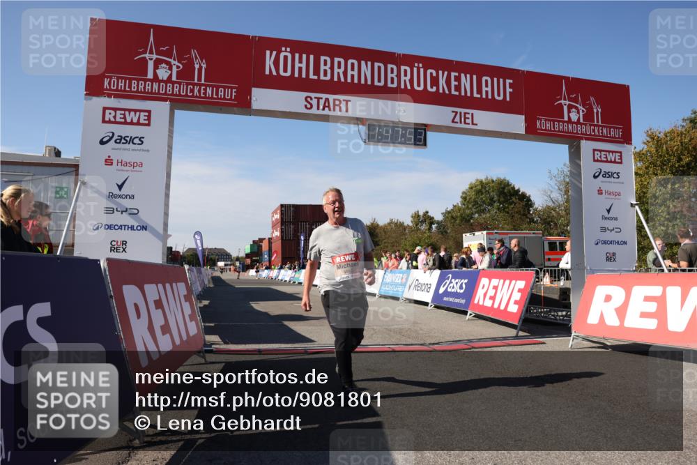 03.10.2025 - Köhlbrandbrückenlauf Lena Gebhardt http://msf.ph/oto/9081801 03.10.2025 13:47:53 Ziel 4980 meine-sportfotos.de