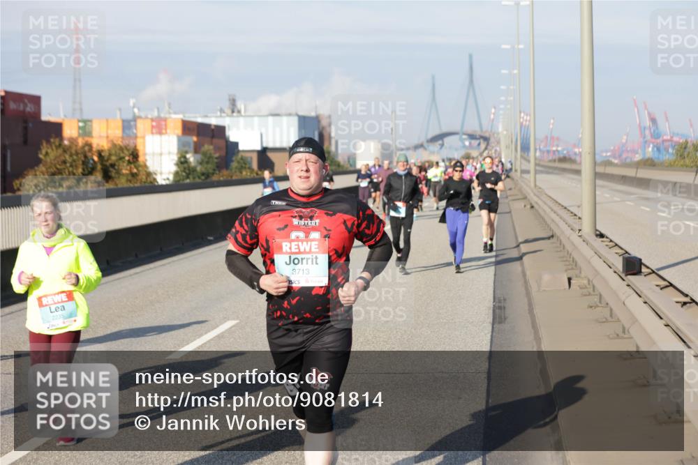 03.10.2025 - Köhlbrandbrückenlauf Jannik Wohlers http://msf.ph/oto/9081814 03.10.2025 10:04:54 Position 3 2235, 3713 meine-sportfotos.de