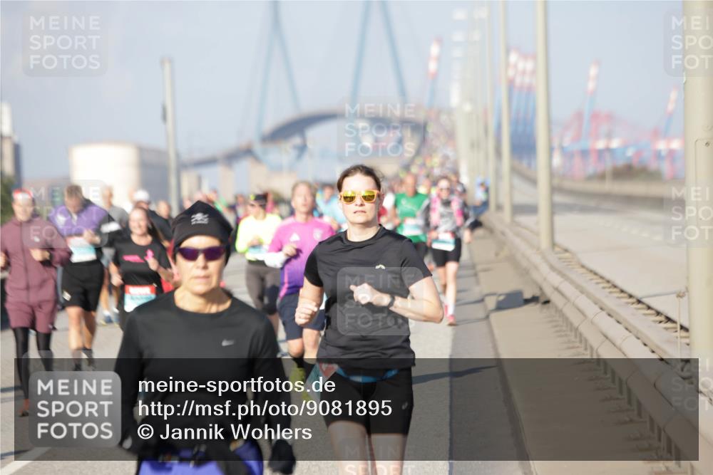 03.10.2025 - Köhlbrandbrückenlauf Jannik Wohlers http://msf.ph/oto/9081895 03.10.2025 10:04:58 Position 3  meine-sportfotos.de