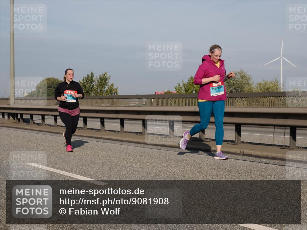 03.10.2025 - Köhlbrandbrückenlauf Fabian Wolf http://msf.ph/oto/9081908 03.10.2025 10:18:15 Position 3 3131, 2666 meine-sportfotos.de