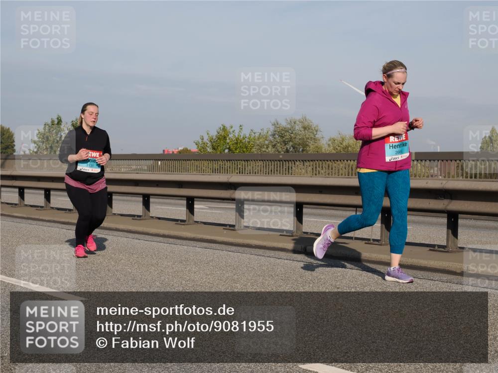03.10.2025 - Köhlbrandbrückenlauf Fabian Wolf http://msf.ph/oto/9081955 03.10.2025 10:18:16 Position 3 3131, 2666 meine-sportfotos.de