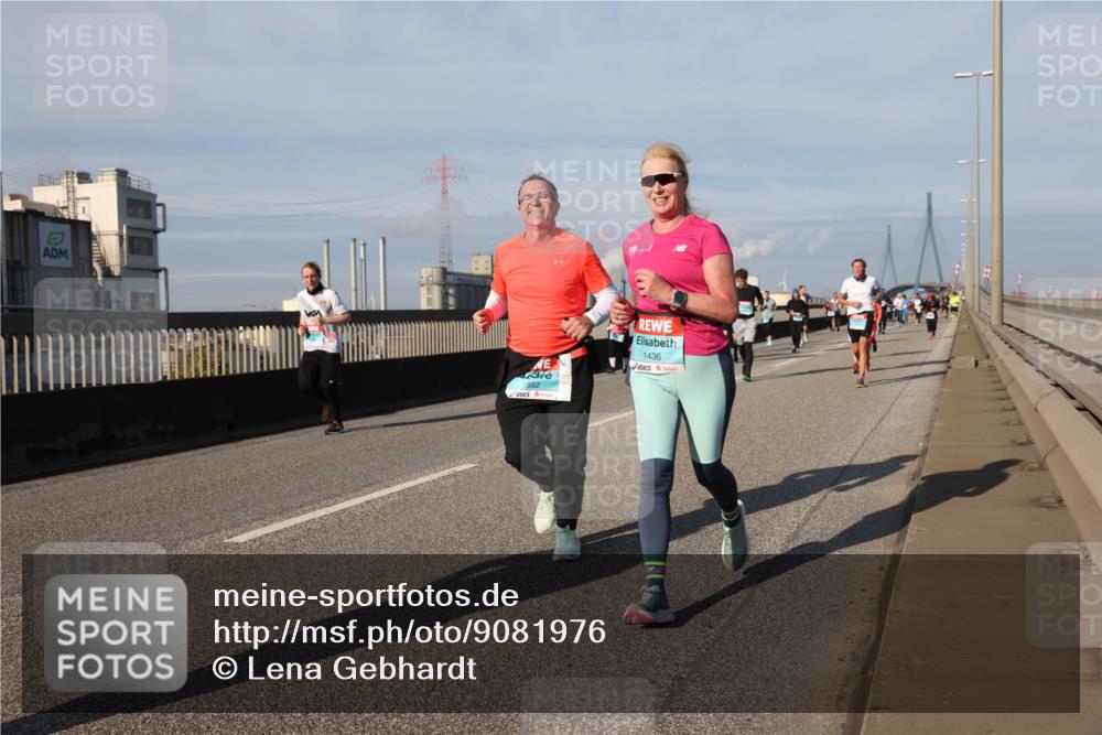 03.10.2025 - Köhlbrandbrückenlauf Lena Gebhardt http://msf.ph/oto/9081976 03.10.2025 10:04:24 Position 2 1552, 1436 meine-sportfotos.de