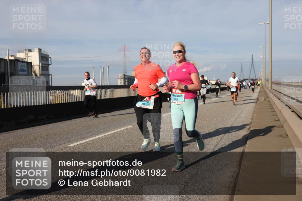 03.10.2025 - Köhlbrandbrückenlauf Lena Gebhardt http://msf.ph/oto/9081982 03.10.2025 10:04:24 Position 2 1552, 1436 meine-sportfotos.de