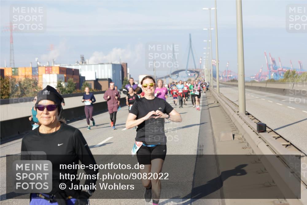 03.10.2025 - Köhlbrandbrückenlauf Jannik Wohlers http://msf.ph/oto/9082022 03.10.2025 10:05:00 Position 3  meine-sportfotos.de