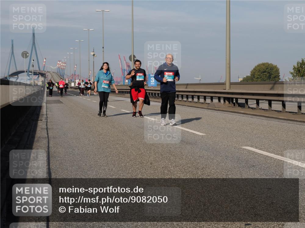 03.10.2025 - Köhlbrandbrückenlauf Fabian Wolf http://msf.ph/oto/9082050 03.10.2025 10:18:30 Position 3 3, 3517 meine-sportfotos.de