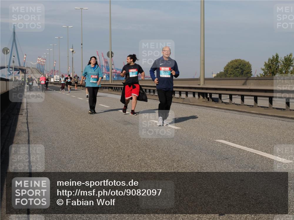03.10.2025 - Köhlbrandbrückenlauf Fabian Wolf http://msf.ph/oto/9082097 03.10.2025 10:18:31 Position 3 3517 meine-sportfotos.de