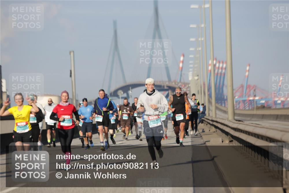 03.10.2025 - Köhlbrandbrückenlauf Jannik Wohlers http://msf.ph/oto/9082113 03.10.2025 09:54:56 Position 3 1544 meine-sportfotos.de