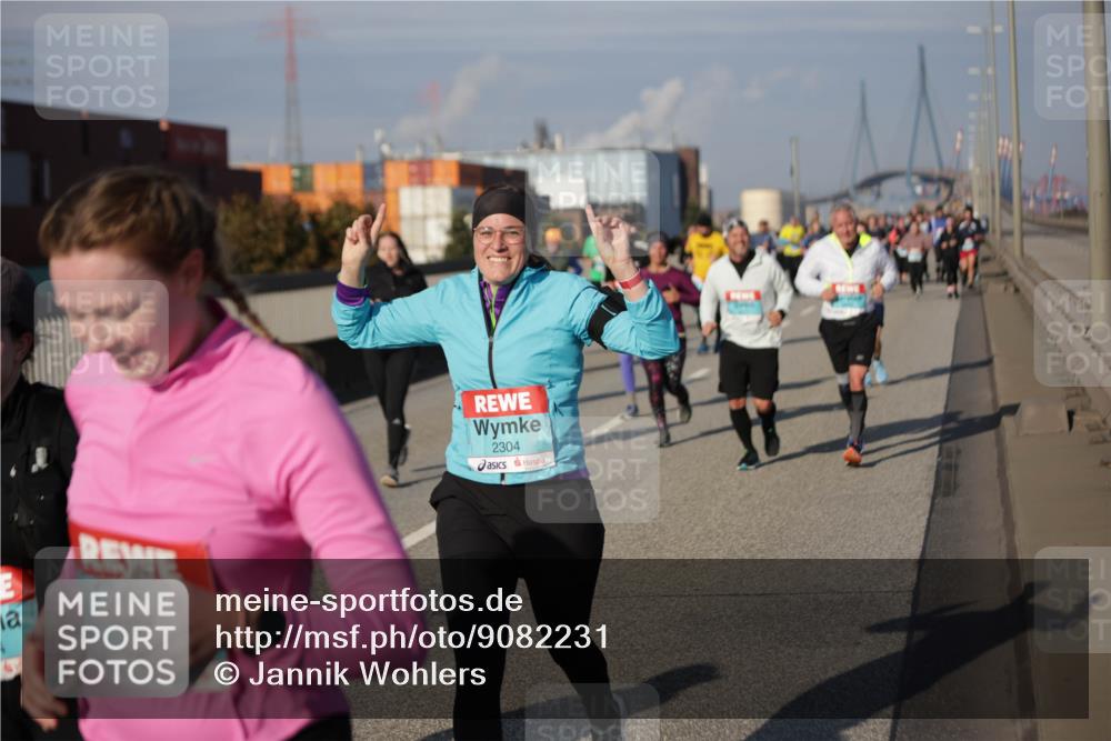 03.10.2025 - Köhlbrandbrückenlauf Jannik Wohlers http://msf.ph/oto/9082231 03.10.2025 10:05:18 Position 3 2304 meine-sportfotos.de