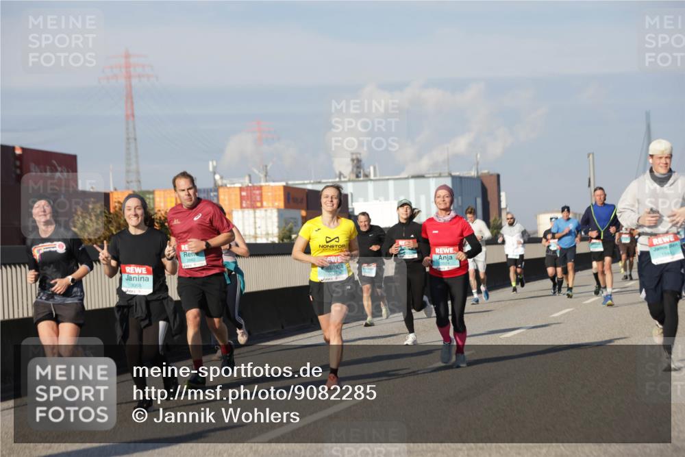 03.10.2025 - Köhlbrandbrückenlauf Jannik Wohlers http://msf.ph/oto/9082285 03.10.2025 09:55:00 Position 3 3068, 3334 meine-sportfotos.de