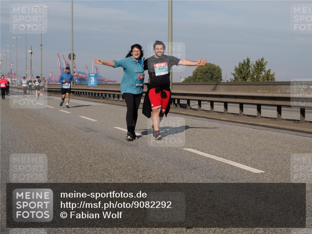 03.10.2025 - Köhlbrandbrückenlauf Fabian Wolf http://msf.ph/oto/9082292 03.10.2025 10:18:35 Position 3 3, 2179 meine-sportfotos.de