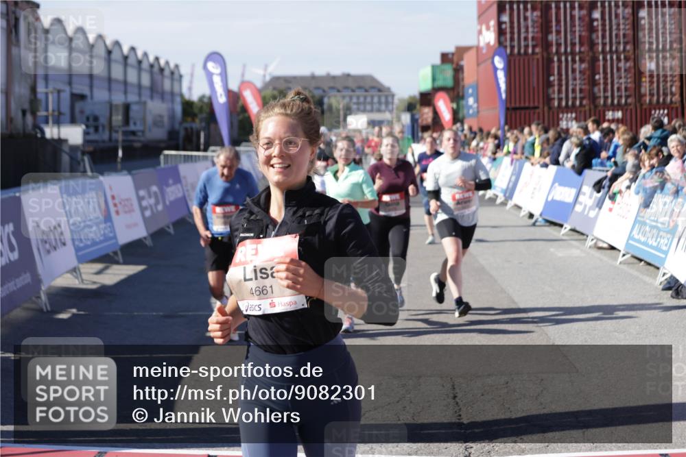 03.10.2025 - Köhlbrandbrückenlauf Jannik Wohlers http://msf.ph/oto/9082301 03.10.2025 13:18:11 Ziel 4472, 4473, 4581, 4600, 4620, 4661, 4682, 4950, 5209, 5454, 6001, 6310, 6326, 6633, 6634 meine-sportfotos.de