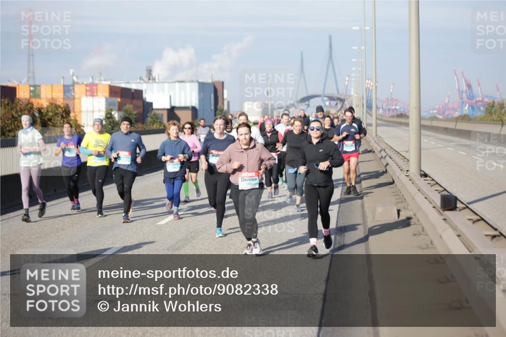 03.10.2025 - Köhlbrandbrückenlauf Jannik Wohlers http://msf.ph/oto/9082338 03.10.2025 10:05:30 Position 3 1999 meine-sportfotos.de