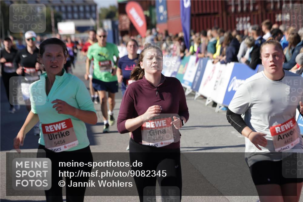 03.10.2025 - Köhlbrandbrückenlauf Jannik Wohlers http://msf.ph/oto/9082345 03.10.2025 13:18:13 Ziel 4472, 4473, 4581, 4600, 4620, 4661, 4950, 5209, 5454, 5691, 6001, 6310, 6326, 6633, 6634 meine-sportfotos.de