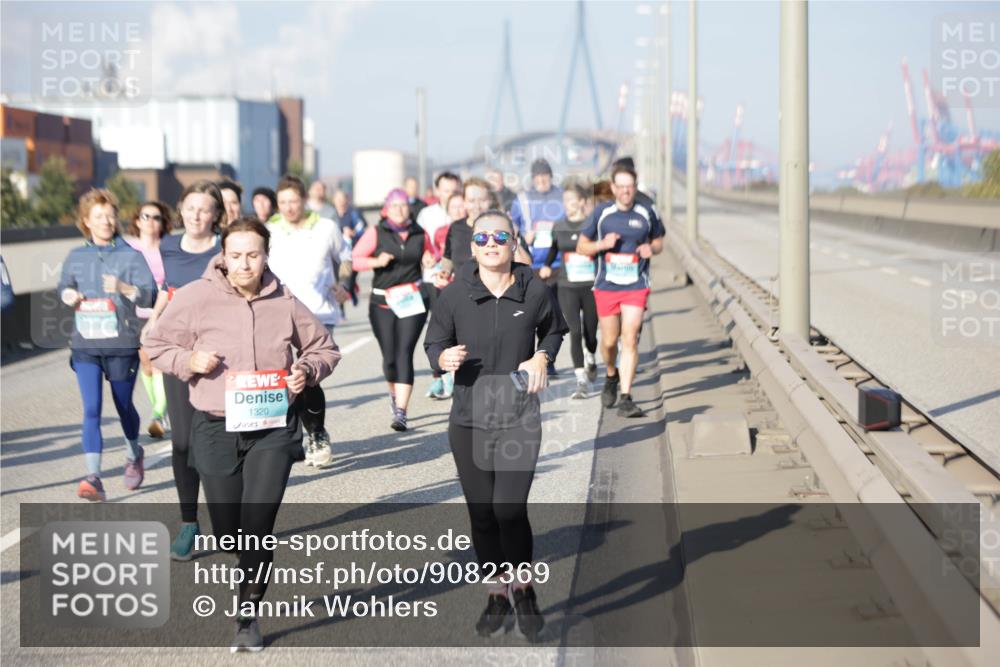 03.10.2025 - Köhlbrandbrückenlauf Jannik Wohlers http://msf.ph/oto/9082369 03.10.2025 10:05:31 Position 3 1320 meine-sportfotos.de