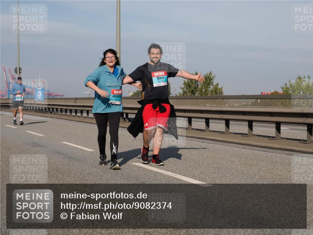 03.10.2025 - Köhlbrandbrückenlauf Fabian Wolf http://msf.ph/oto/9082374 03.10.2025 10:18:37 Position 3 3, 2178, 2179 meine-sportfotos.de
