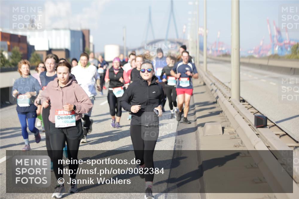 03.10.2025 - Köhlbrandbrückenlauf Jannik Wohlers http://msf.ph/oto/9082384 03.10.2025 10:05:31 Position 3 1320 meine-sportfotos.de