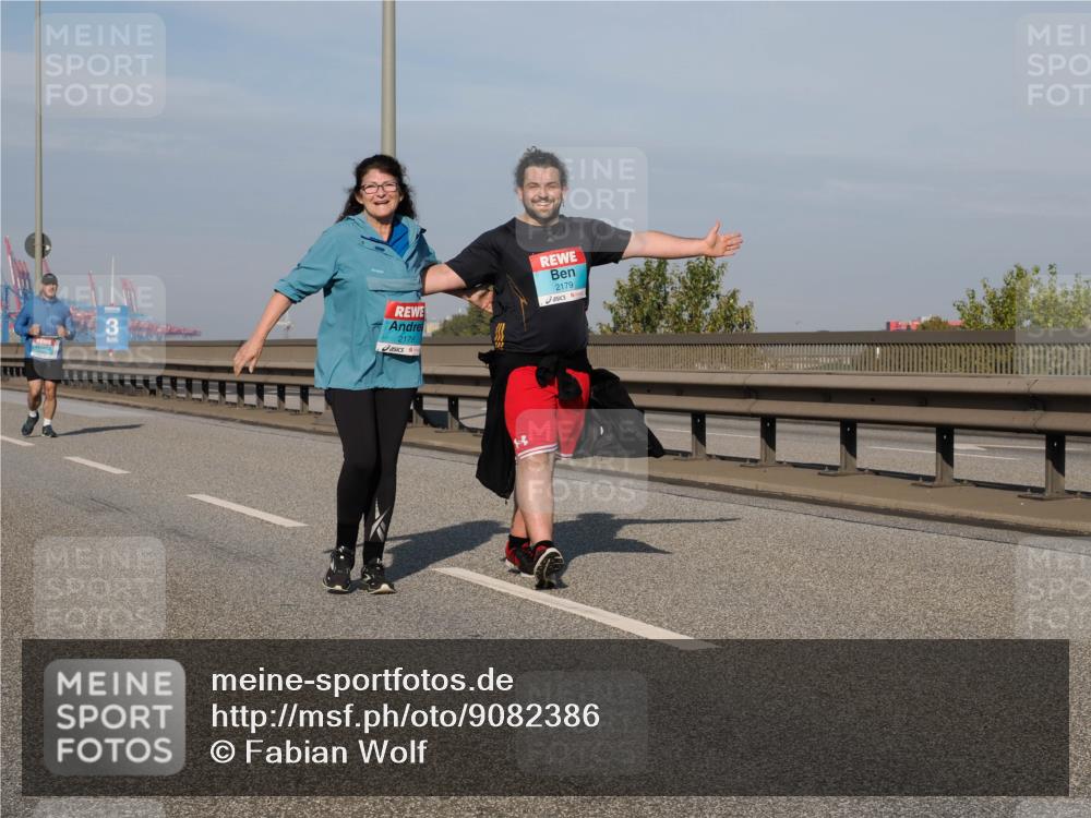 03.10.2025 - Köhlbrandbrückenlauf Fabian Wolf http://msf.ph/oto/9082386 03.10.2025 10:18:37 Position 3 3, 2178, 2179 meine-sportfotos.de