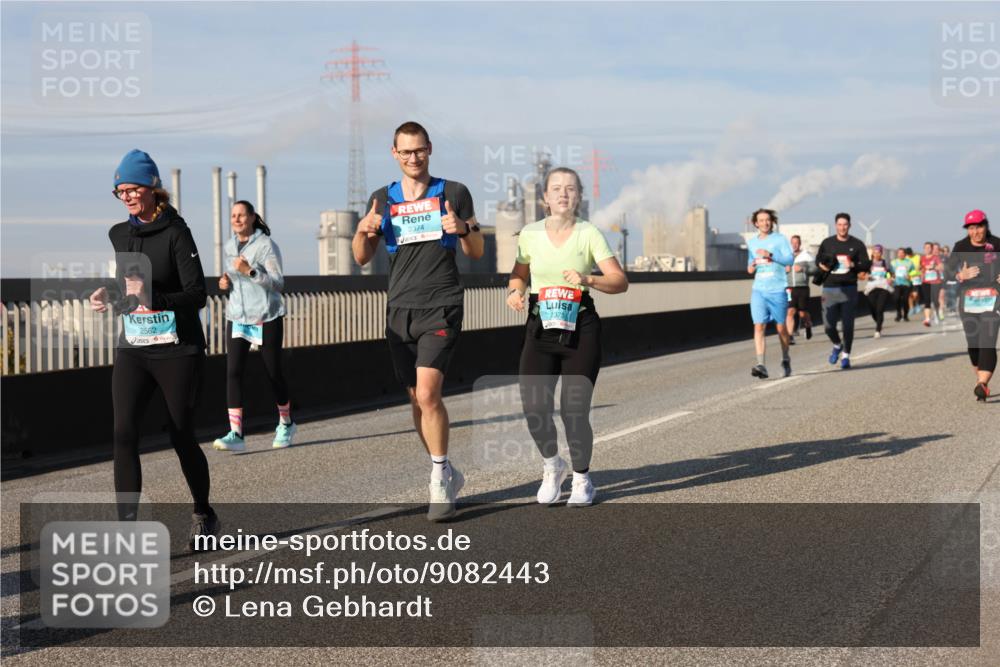 03.10.2025 - Köhlbrandbrückenlauf Lena Gebhardt http://msf.ph/oto/9082443 03.10.2025 10:04:34 Position 2 2562, 2374, 373 meine-sportfotos.de