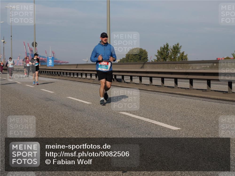 03.10.2025 - Köhlbrandbrückenlauf Fabian Wolf http://msf.ph/oto/9082506 03.10.2025 10:18:43 Position 3 3, 2395 meine-sportfotos.de