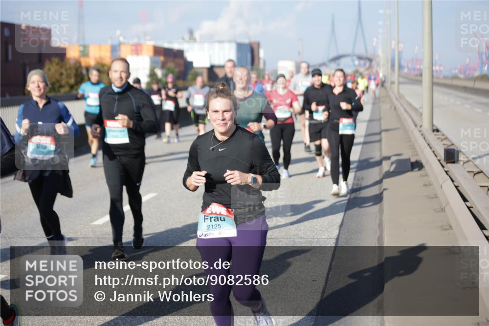 03.10.2025 - Köhlbrandbrückenlauf Jannik Wohlers http://msf.ph/oto/9082586 03.10.2025 10:05:41 Position 3 2125 meine-sportfotos.de