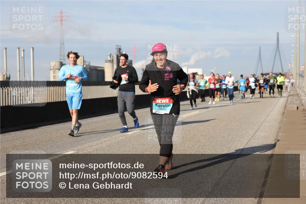03.10.2025 - Köhlbrandbrückenlauf Lena Gebhardt http://msf.ph/oto/9082594 03.10.2025 10:04:37 Position 2 2025, 1472 meine-sportfotos.de