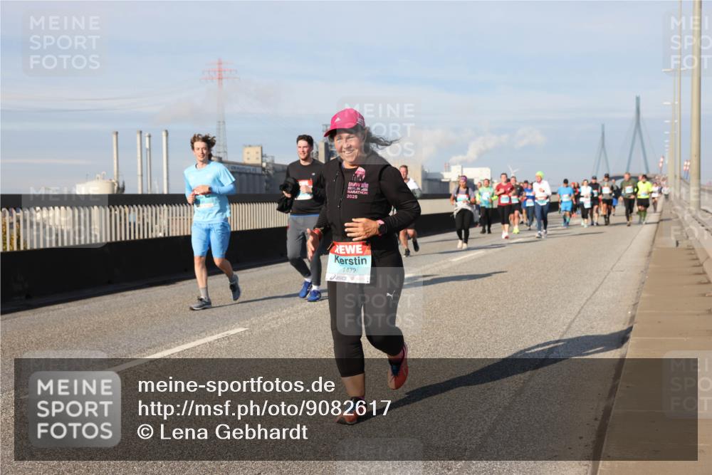 03.10.2025 - Köhlbrandbrückenlauf Lena Gebhardt http://msf.ph/oto/9082617 03.10.2025 10:04:37 Position 2 2025, 1472 meine-sportfotos.de