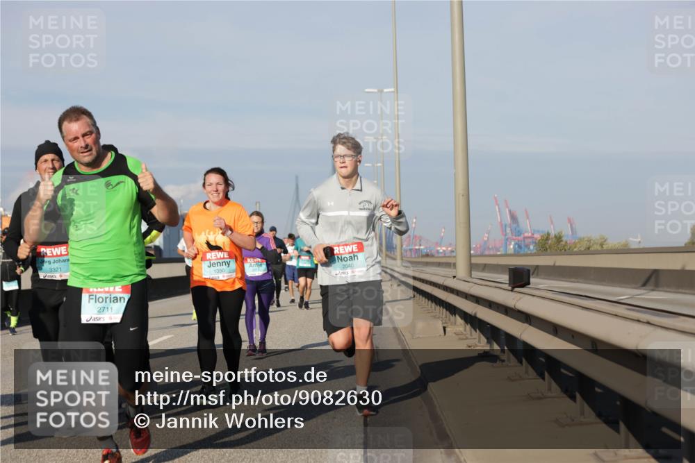 03.10.2025 - Köhlbrandbrückenlauf Jannik Wohlers http://msf.ph/oto/9082630 03.10.2025 09:55:14 Position 3 3321, 2711, 1350, 2040 meine-sportfotos.de