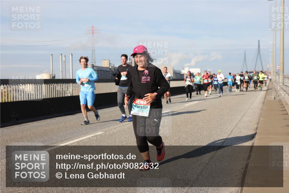 03.10.2025 - Köhlbrandbrückenlauf Lena Gebhardt http://msf.ph/oto/9082632 03.10.2025 10:04:37 Position 2 2025, 1472 meine-sportfotos.de