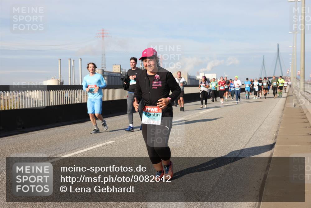 03.10.2025 - Köhlbrandbrückenlauf Lena Gebhardt http://msf.ph/oto/9082642 03.10.2025 10:04:37 Position 2 2025, 1472 meine-sportfotos.de