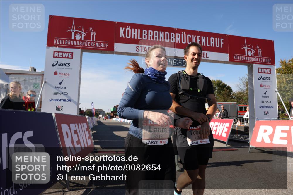 03.10.2025 - Köhlbrandbrückenlauf Lena Gebhardt http://msf.ph/oto/9082654 03.10.2025 13:48:57 Ziel 4157, 4273, 5216, 5497, 5581, 6096 meine-sportfotos.de