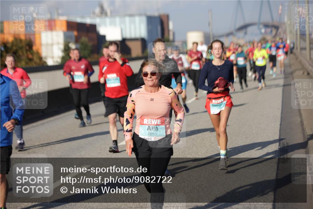 03.10.2025 - Köhlbrandbrückenlauf Jannik Wohlers http://msf.ph/oto/9082722 03.10.2025 10:05:48 Position 3 1683 meine-sportfotos.de