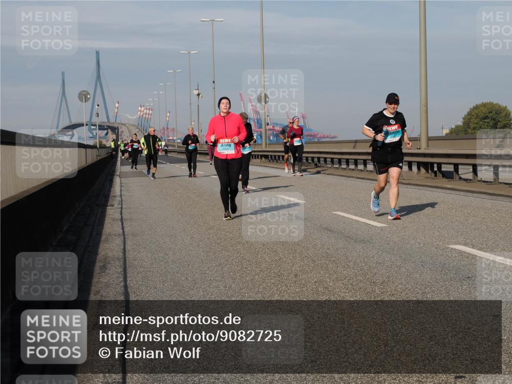 03.10.2025 - Köhlbrandbrückenlauf Fabian Wolf http://msf.ph/oto/9082725 03.10.2025 10:18:48 Position 3 2012 meine-sportfotos.de