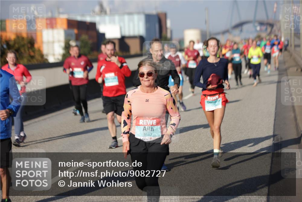 03.10.2025 - Köhlbrandbrückenlauf Jannik Wohlers http://msf.ph/oto/9082727 03.10.2025 10:05:48 Position 3 1683 meine-sportfotos.de