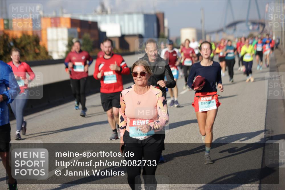 03.10.2025 - Köhlbrandbrückenlauf Jannik Wohlers http://msf.ph/oto/9082733 03.10.2025 10:05:48 Position 3 1683, 1252 meine-sportfotos.de