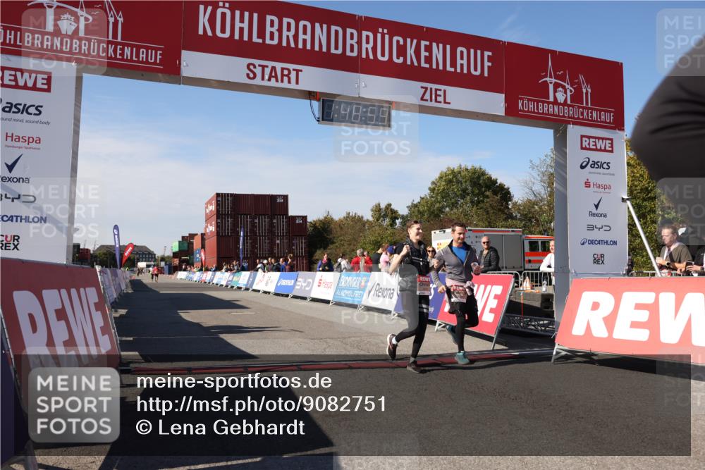 03.10.2025 - Köhlbrandbrückenlauf Lena Gebhardt http://msf.ph/oto/9082751 03.10.2025 13:49:00 Ziel 4157, 4273, 5216, 5497, 6096 meine-sportfotos.de