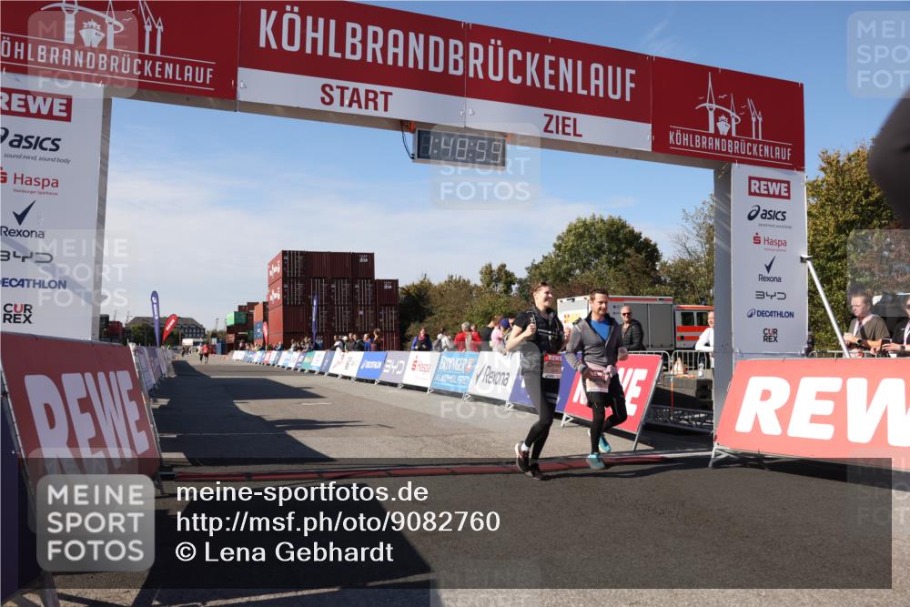 03.10.2025 - Köhlbrandbrückenlauf Lena Gebhardt http://msf.ph/oto/9082760 03.10.2025 13:49:00 Ziel 4157, 4273, 5216, 5497, 6096 meine-sportfotos.de