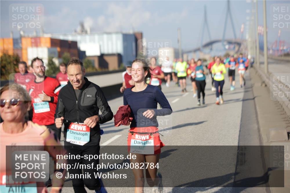 03.10.2025 - Köhlbrandbrückenlauf Jannik Wohlers http://msf.ph/oto/9082784 03.10.2025 10:05:49 Position 3 2049, 2137, 1252 meine-sportfotos.de