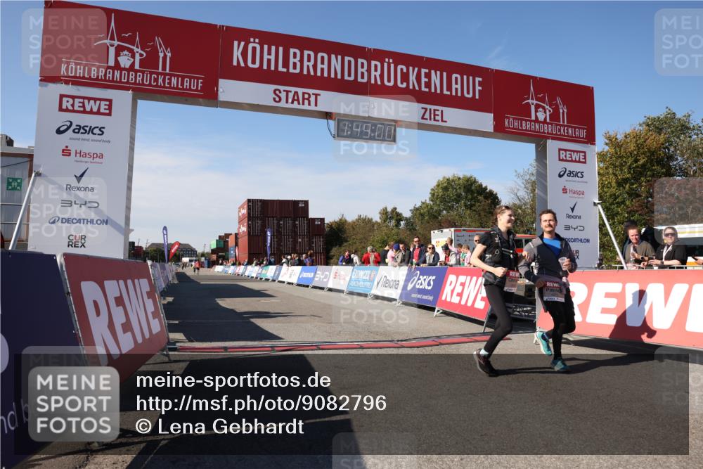03.10.2025 - Köhlbrandbrückenlauf Lena Gebhardt http://msf.ph/oto/9082796 03.10.2025 13:49:00 Ziel 4157, 4273, 5216, 5497, 6096 meine-sportfotos.de