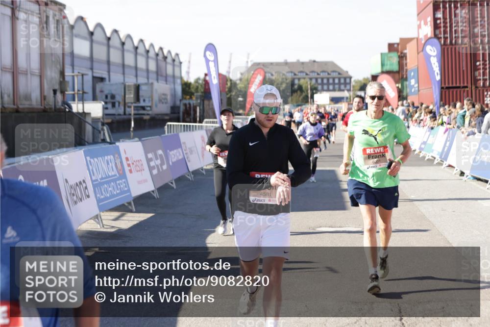03.10.2025 - Köhlbrandbrückenlauf Jannik Wohlers http://msf.ph/oto/9082820 03.10.2025 13:18:16 Ziel 4472, 4473, 4581, 4600, 4620, 4661, 5209, 5379, 5440, 5454, 5691, 5816, 6001, 6310, 6326 meine-sportfotos.de