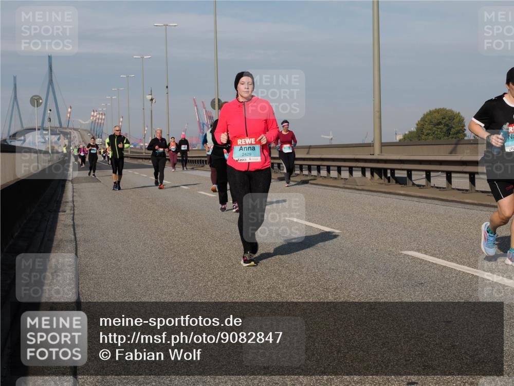 03.10.2025 - Köhlbrandbrückenlauf Fabian Wolf http://msf.ph/oto/9082847 03.10.2025 10:18:50 Position 3 2429 meine-sportfotos.de